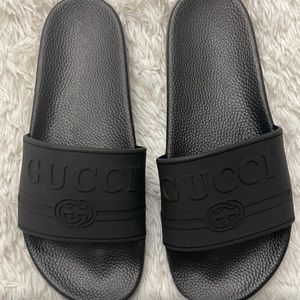 Black Gucci sandals size 7
